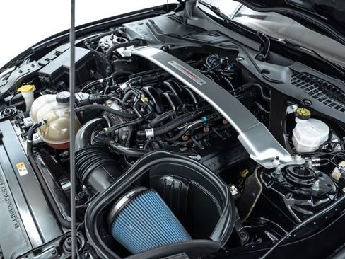 Used 2018 Ford Mustang Shelby GT350 w/ Convenience Package image 37