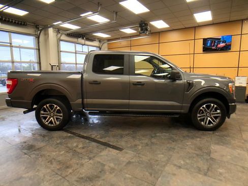 Certified 2022 Ford F150 XL w/ STX Appearance Package AWD/4WD image 8