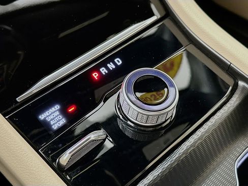 Certified 2025 Jeep Grand Cherokee Limited w/ Luxury Tech Group II image 27