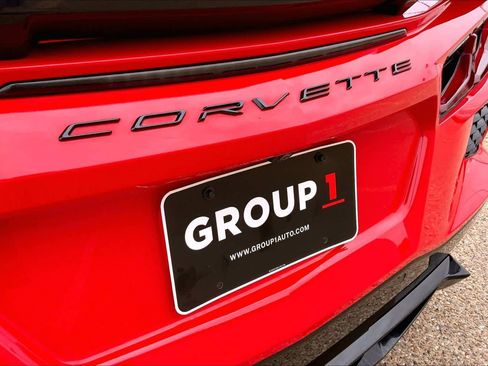 Used 2021 Chevrolet Corvette Stingray Preferred Cpe w/ Z51 Performance Package RWD image 31
