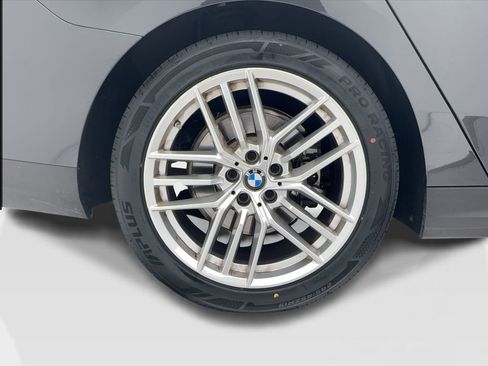 Used 2025 BMW 530i RWD image 16