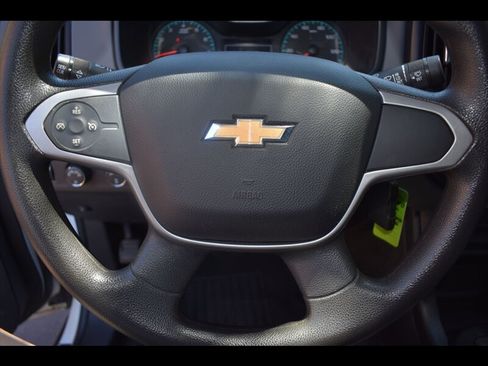 Used 2020 Chevrolet Colorado W/T w/ WT Convenience Package AWD/4WD image 13
