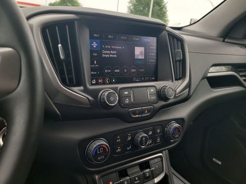 Used 2024 GMC Terrain AT4 w/ Infotainment Package II AWD/4WD image 17