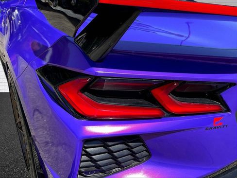 Used 2022 Chevrolet Corvette Stingray Premium Cpe w/ Z51 Performance Package RWD image 18