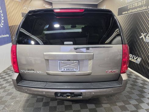 Used 2014 GMC Yukon XL SLT RWD image 8