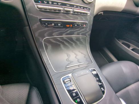 Certified 2021 Mercedes-Benz GLC 300 image 8