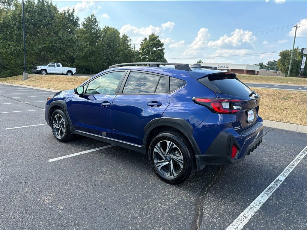 Used 2024 Subaru Crosstrek 2.0i Premium AWD/4WD image 6