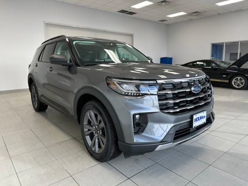 New 2026 Ford Explorer Active w/ Active Comfort Package image 27