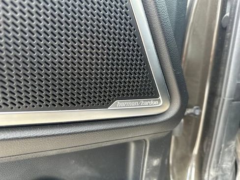 Used 2022 Kia Telluride SX w/ SX Prestige Package AWD/4WD image 5