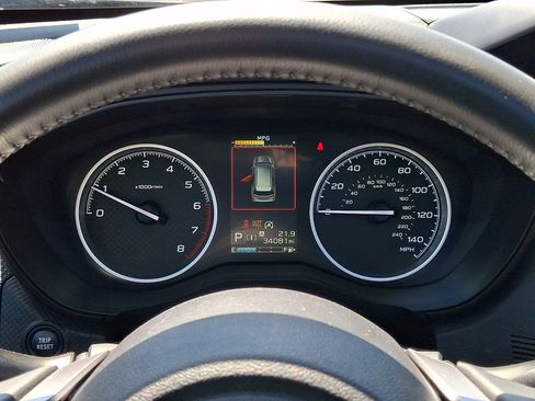 Used 2020 Subaru Forester Premium AWD/4WD image 23