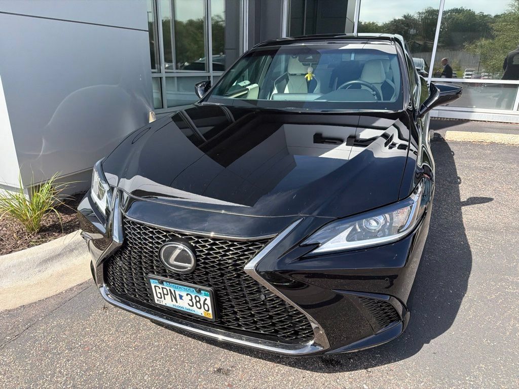 Used 2021 Lexus ES 350 F Sport w/ Special Edition FWD image 3