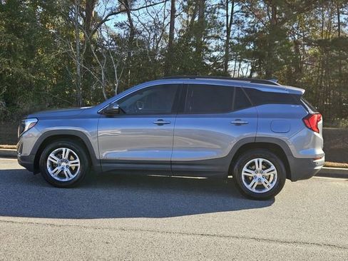 Used 2019 GMC Terrain SLE w/ Driver Convenience Package image 5