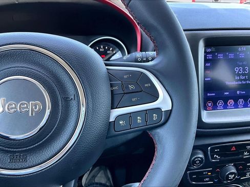 Used 2021 Jeep Compass Trailhawk AWD/4WD image 25