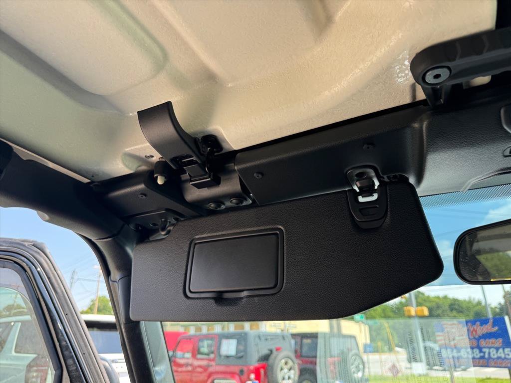 Used 2021 Jeep Wrangler Unlimited Sport AWD/4WD image 25