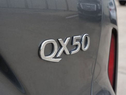 Certified 2025 INFINITI QX50 Luxe w/ Cargo Package AWD/4WD image 19