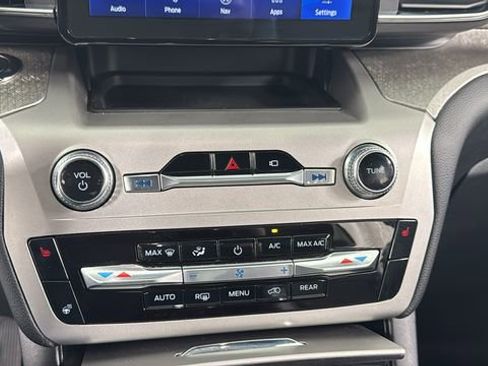 Used 2022 Ford Explorer Timberline image 28