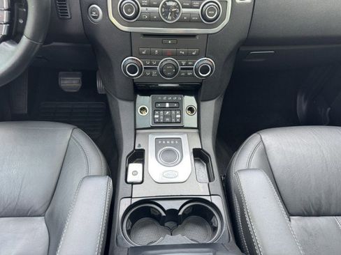 Used 2016 Land Rover LR4 HSE LUX AWD/4WD image 38