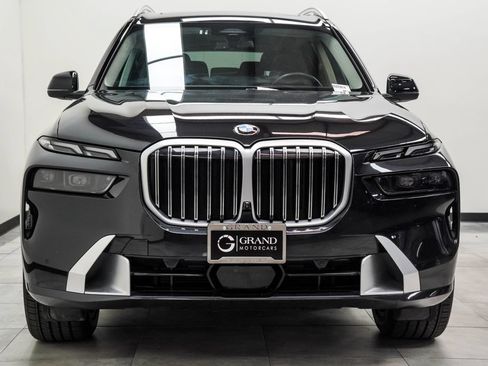 Used 2025 BMW X7 xDrive40i AWD/4WD image 6