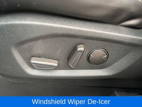 Used 2020 Ford Edge SEL w/ Convenience Package AWD/4WD image 17