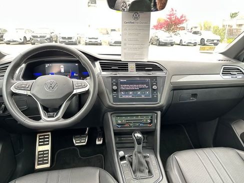 Certified 2023 Volkswagen Tiguan SE R-Line AWD/4WD image 16