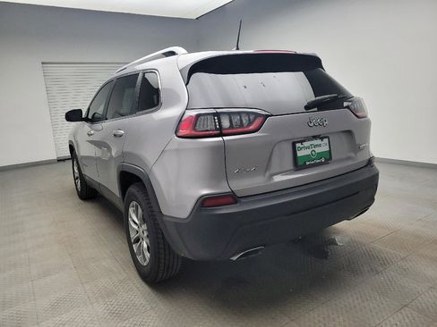 Used 2019 Jeep Cherokee Latitude Plus image 5