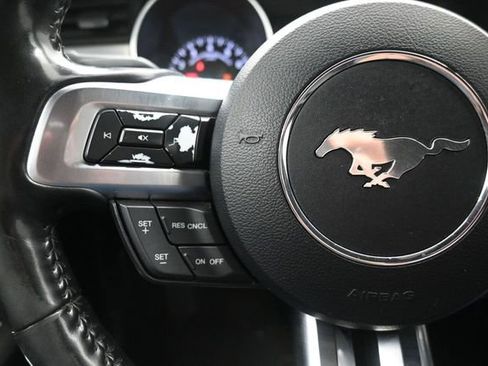 Used 2018 Ford Mustang GT Premium w/ Black Accent Package RWD image 22
