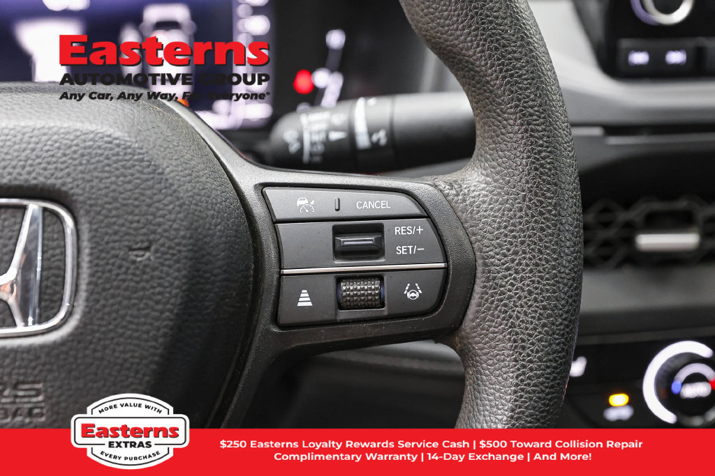 Used 2025 Honda Accord SE image 17