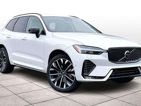 New 2026 Volvo XC60 B5 Ultra w/ Climate Package image 2