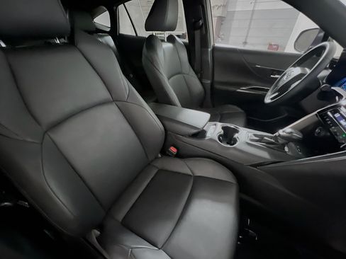 Used 2024 Toyota Venza Nightshade AWD/4WD image 31