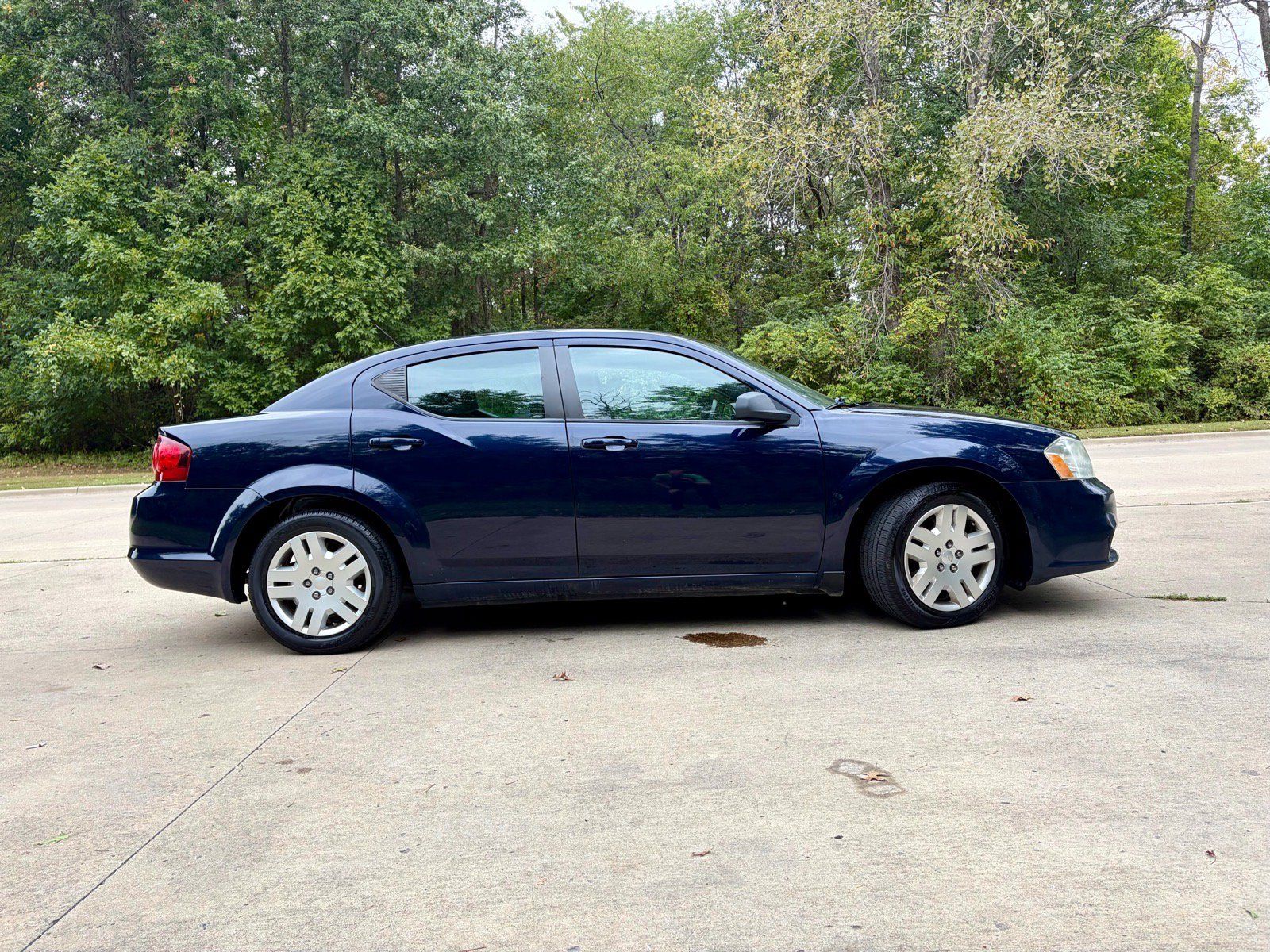Used 2013 Dodge Avenger SE FWD image 7