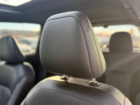 Certified 2025 Subaru Forester Touring image 17