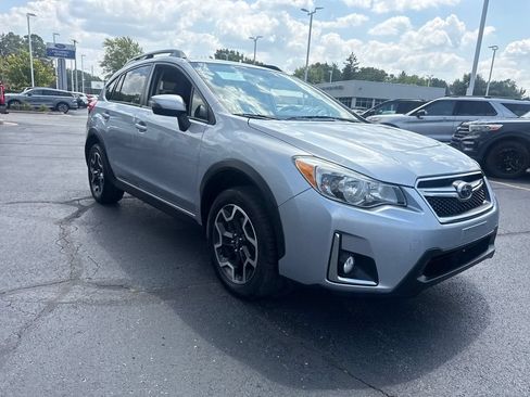 Used 2017 Subaru Crosstrek 2.0i Limited AWD/4WD image 4