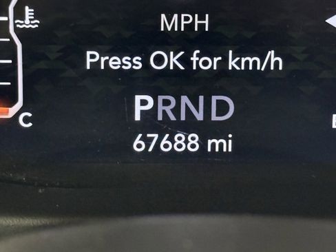 Used 2018 Jeep Wrangler Unlimited Rubicon w/ Cold Weather Group image 21