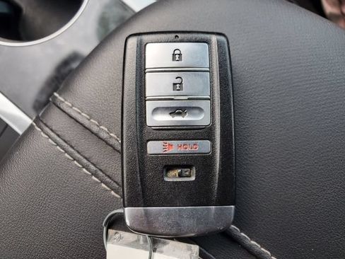 Used 2018 Acura TLX w/ Technology Package FWD image 28