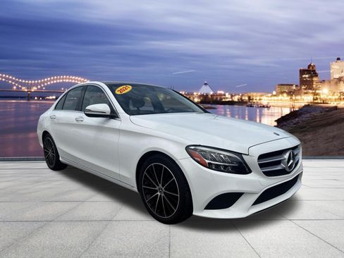 Used 2021 Mercedes-Benz C 300 Sedan image 4
