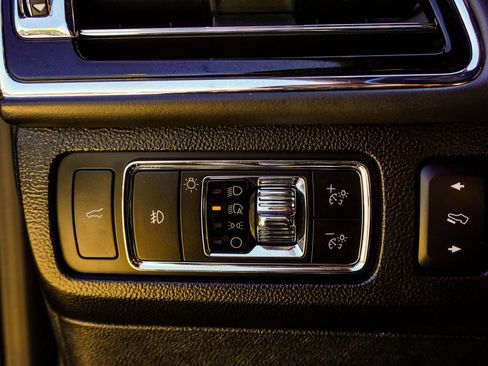 Used 2023 Lincoln Navigator L Black Label AWD/4WD image 33