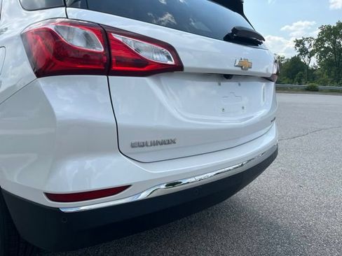 Used 2021 Chevrolet Equinox LT AWD/4WD image 22