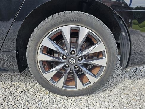 Used 2019 Nissan Sentra SR FWD image 72
