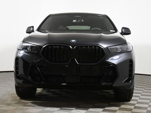 New 2026 BMW X6 xDrive40i w/ Climate Comfort Package image 10