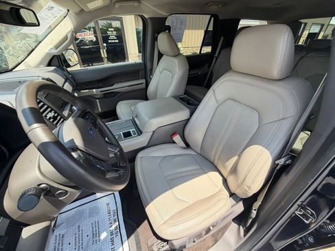 Used 2021 Ford Expedition Limited w/ Cargo Package RWD image 17