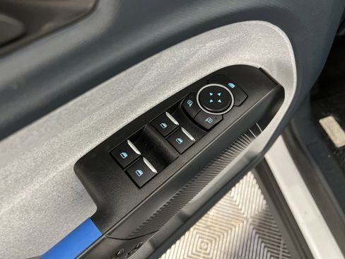 New 2025 Ford Maverick XLT w/ XLT Luxury Package image 15