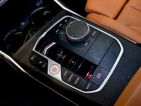 Used 2023 BMW 330i xDrive Sedan w/ Driving Assistance Package image 31