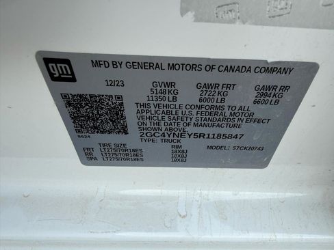 Used 2024 Chevrolet Silverado 2500 LT image 16