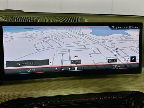 Used 2025 BMW 330i Sedan image 22