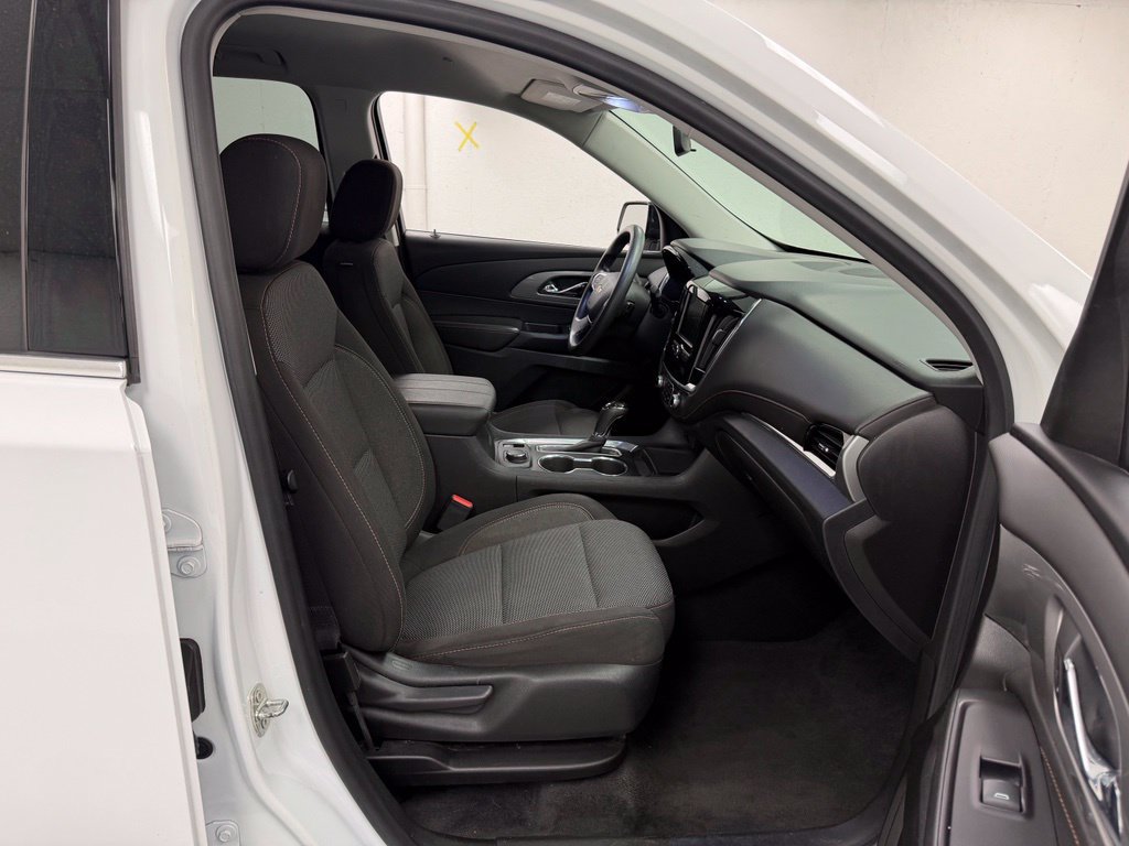 Used 2020 Chevrolet Traverse LS FWD image 11