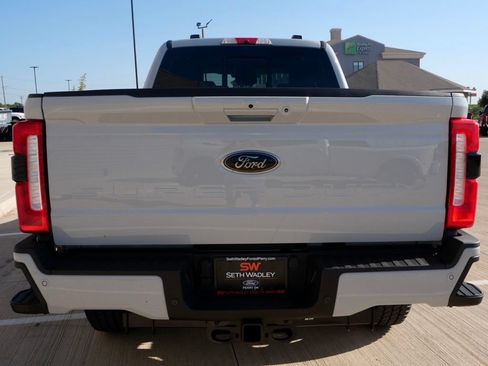 New 2026 Ford F250 Lariat w/ Black Appearance Package AWD/4WD image 5