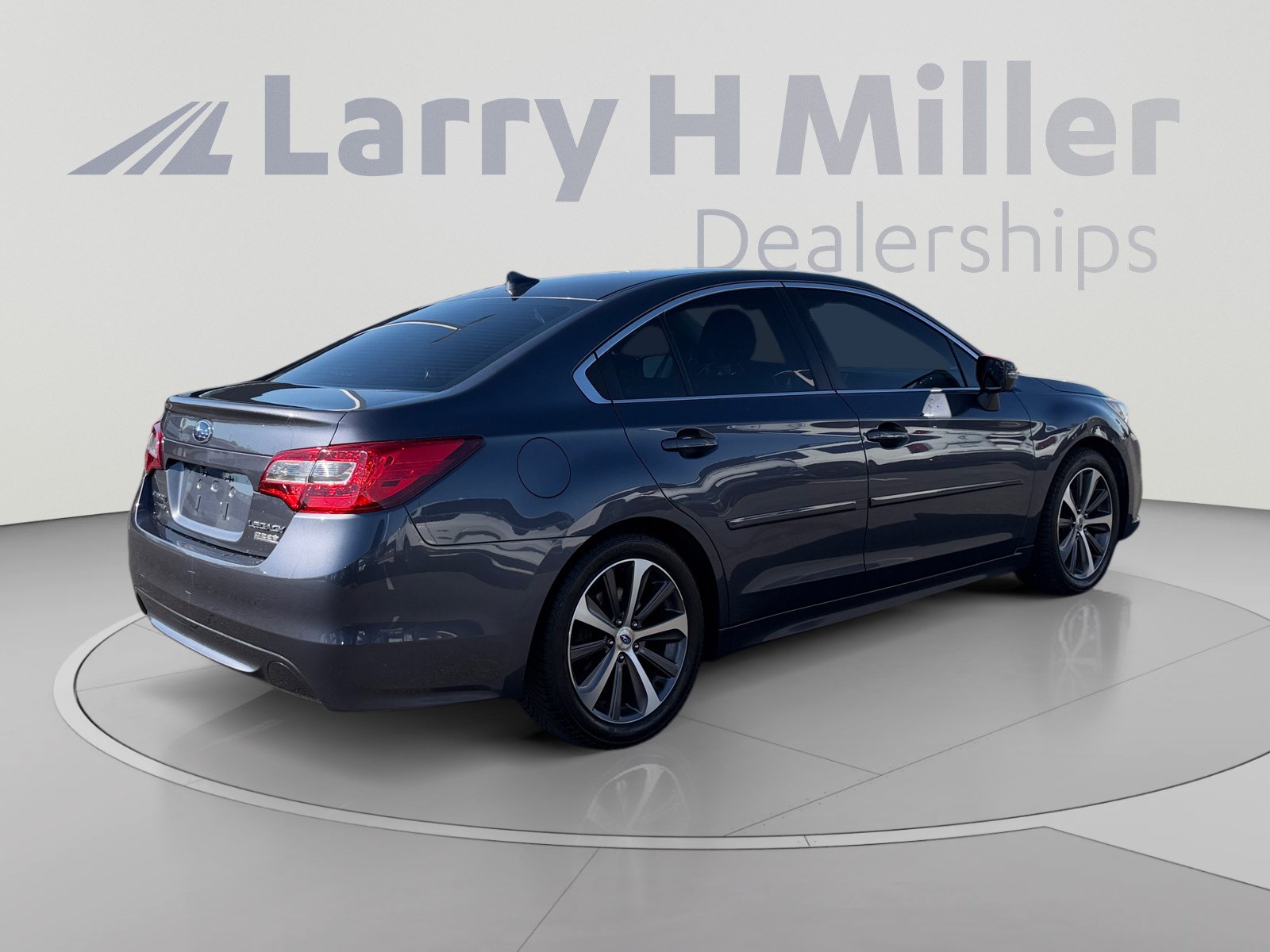 Used 2016 Subaru Legacy 2.5i Limited AWD/4WD image 5
