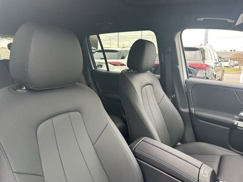 New 2026 Mercedes-Benz GLB 250 image 30
