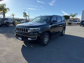 Used 2023 Jeep Wagoneer 2WD video 2