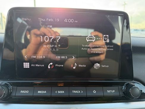 Used 2023 Kia Forte LX image 19